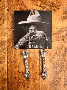 Tres Melinda Arrow Earrings