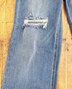 Just Right Distressed Wide Leg Jeans